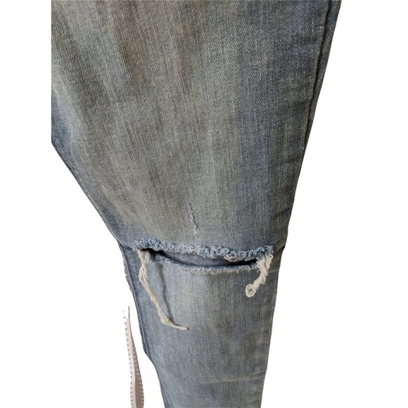 Womens Old Navy Rockstar Mid-Rise Distressed Embroidered Floral Capri Jeans Sz 6 - Picture 8 of 14